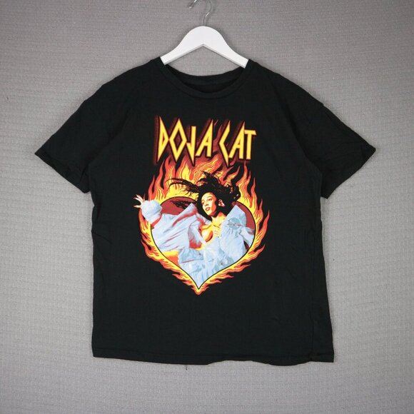 Doja Cat Other - Doja Cat Flaming Heart Tee Mens Medium